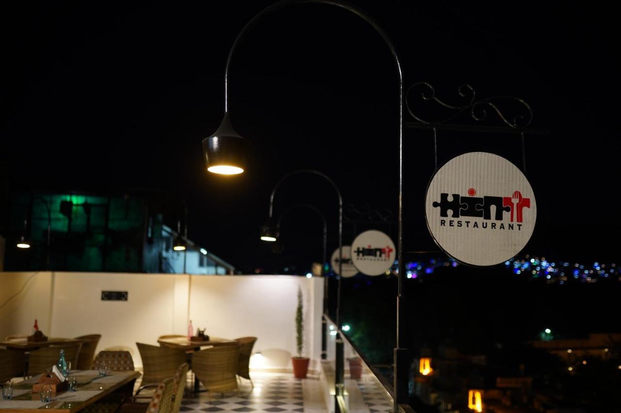 Fabhotel Naivara Boutique ウダイプル エクステリア 写真
