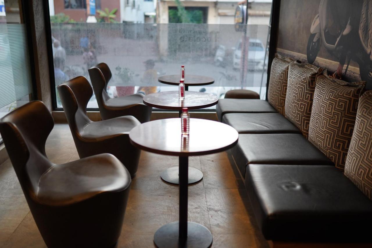 Fabhotel Naivara Boutique ウダイプル エクステリア 写真