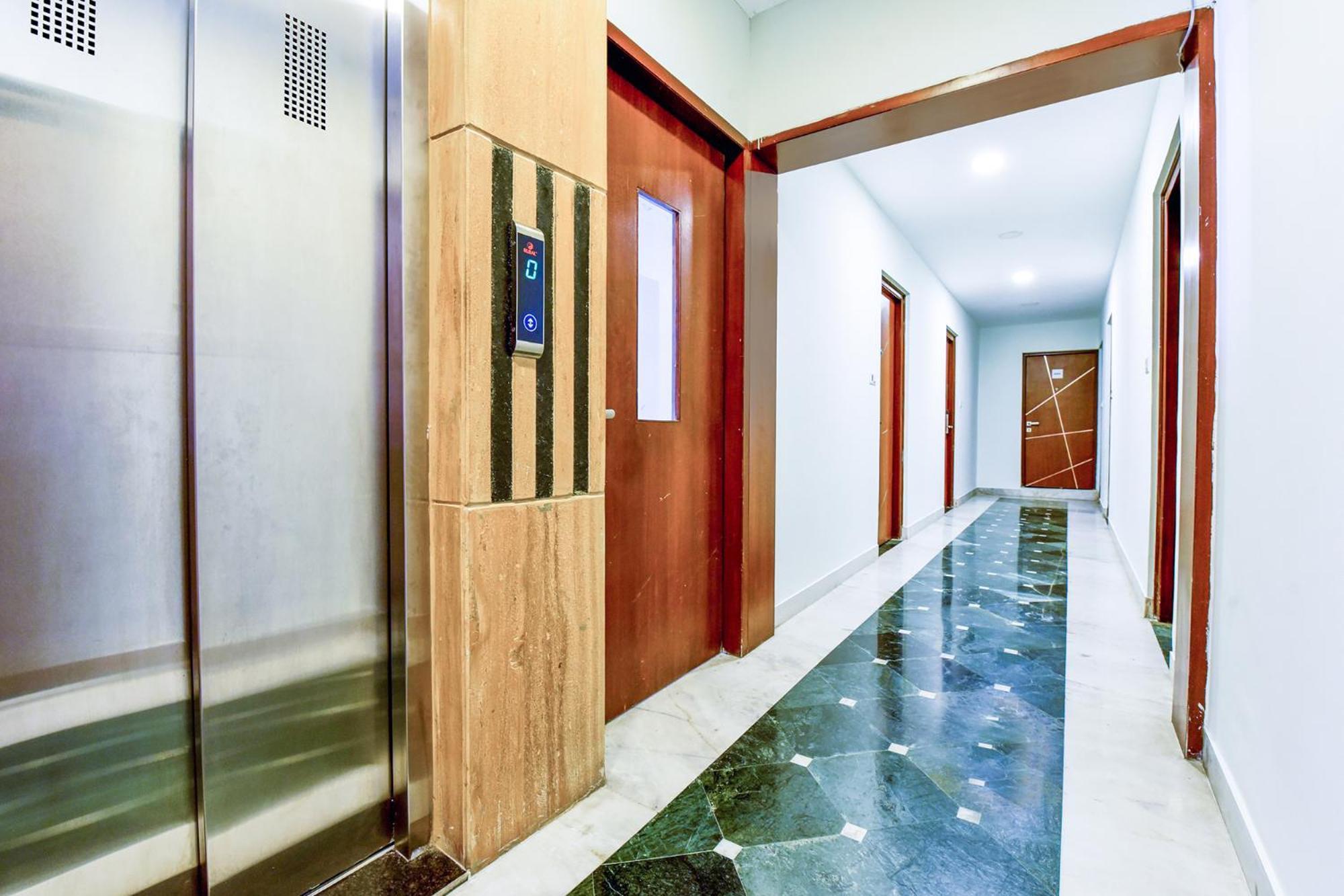 Fabhotel Naivara Boutique ウダイプル エクステリア 写真
