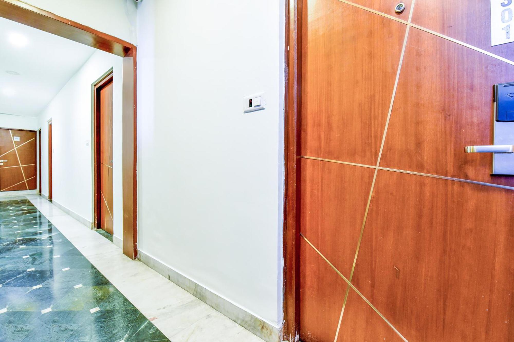 Fabhotel Naivara Boutique ウダイプル エクステリア 写真