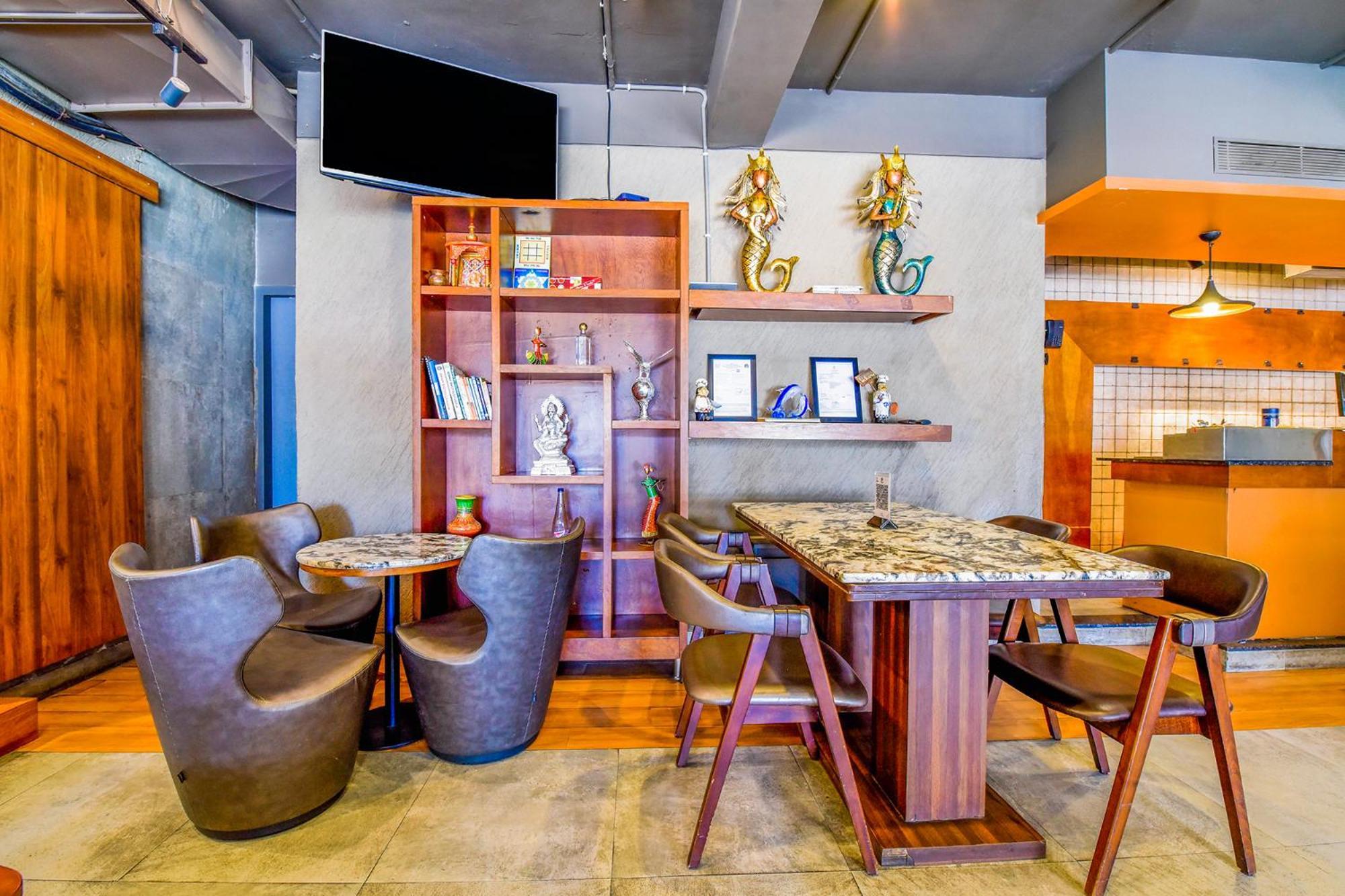 Fabhotel Naivara Boutique ウダイプル エクステリア 写真